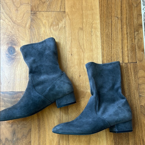 Stuart weitzman Women's Raissa Suede Ankle Boots - Gray size 8.5 - Picture 3 of 8